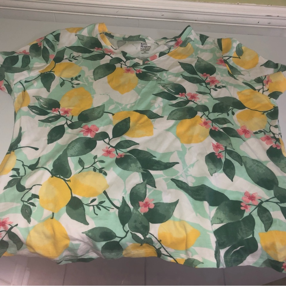 Kim Rogers Perfectly Soft Lemon Print V-Neck Tee 100% Cotton